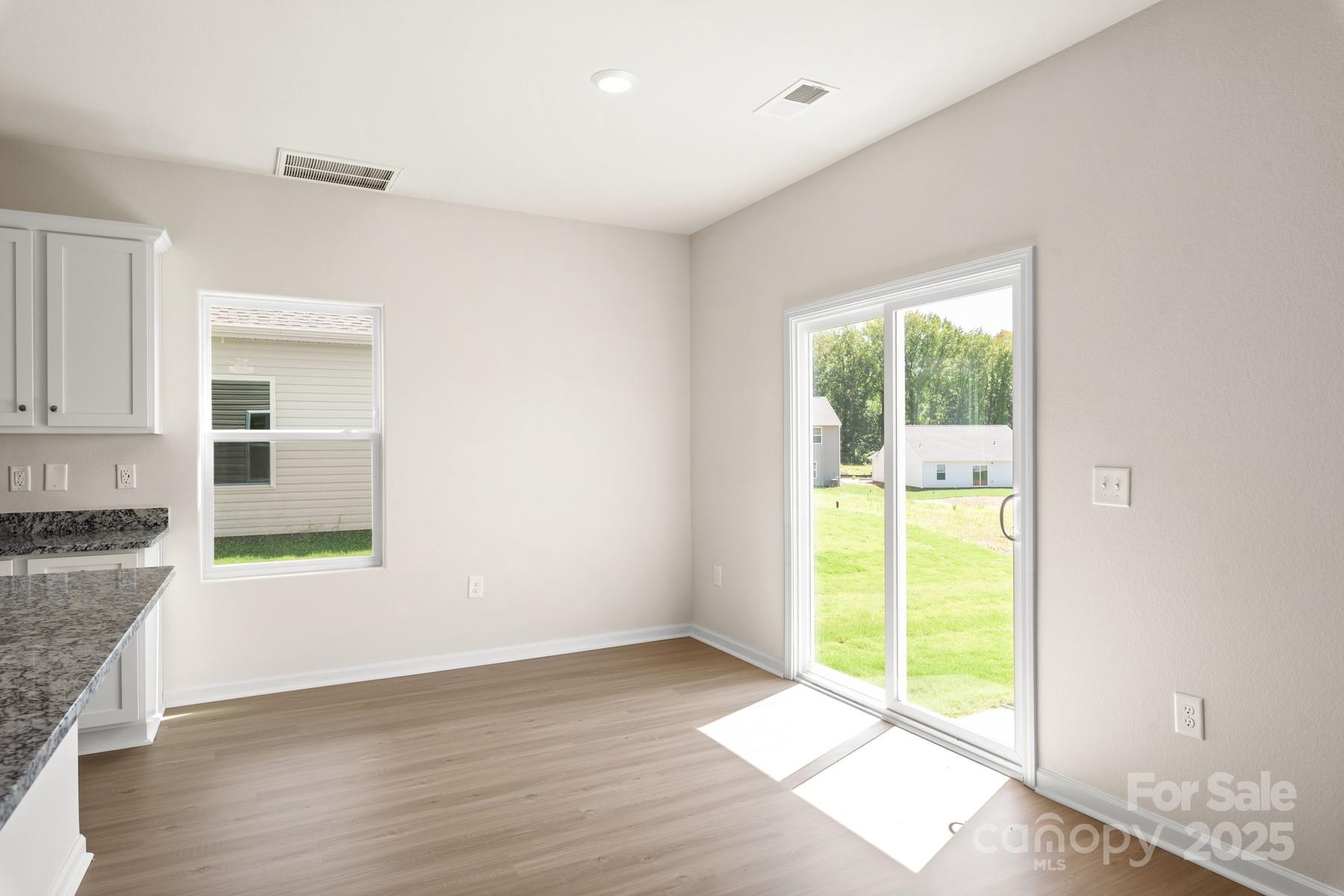 Property image 5 of 3320 Burberry Drive in Stagecoach Station, Gastonia, NC 28052