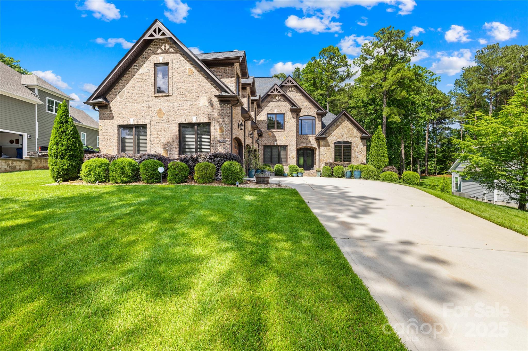 Property image 4 of 107 Blue Ridge Trail in Woodleaf, Mooresville, NC 28117