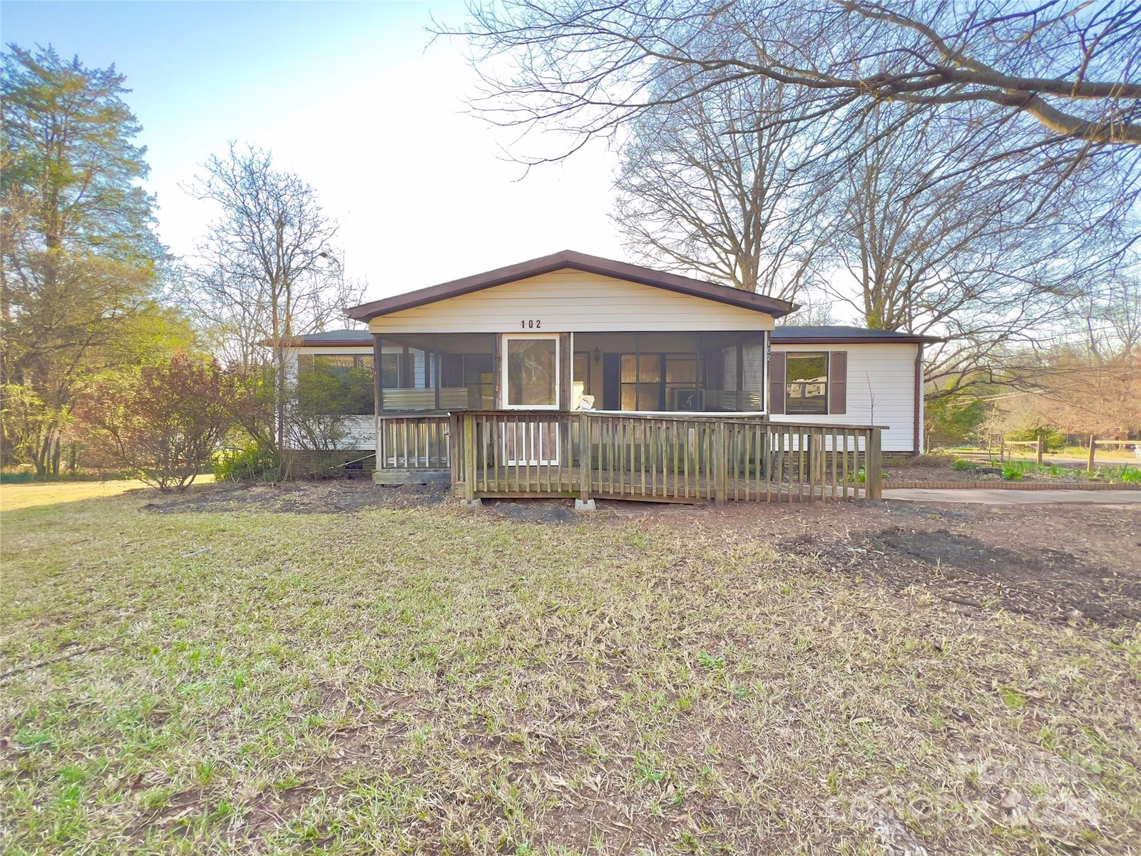Property image 1 at 102 Ensign Place, Mooresville, NC 28117