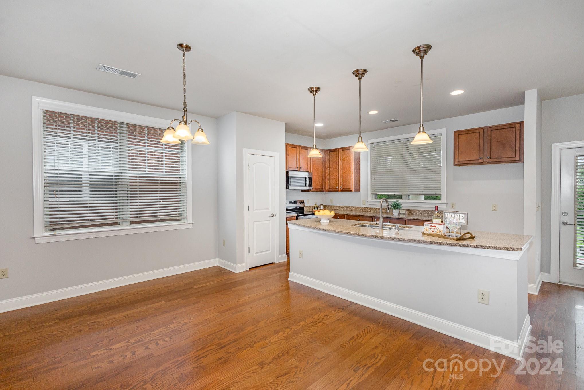 Property image 5 of 129 Irving Avenue in Legacy Village, Mooresville, NC 28117