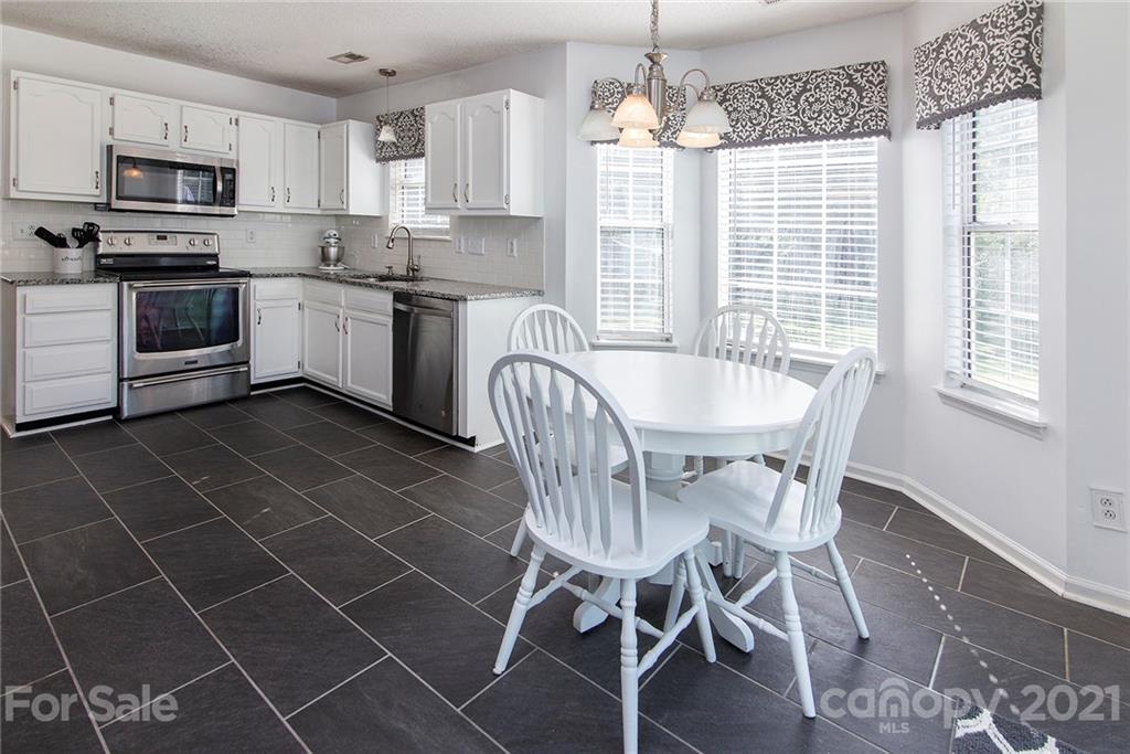 Property image 3 of 2120 Norwich Court in Stonewyck, Kannapolis, NC 28081