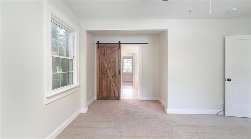 Property image 4 at 612 9th Street, Hickory, NC 28601