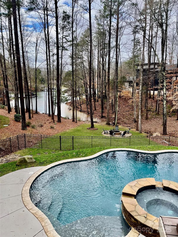 Property image 4 at 7582 Cottonwood Drive, Denver, NC 28037