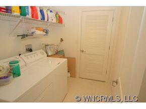 Property image 3 of 194a Wash Creek Drive in The Cloisters, Hendersonville, NC 28739