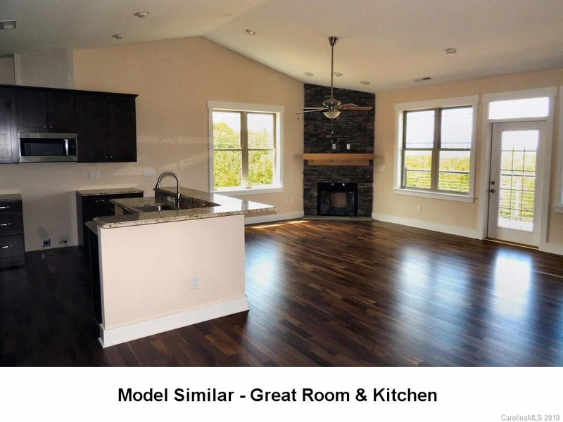 Property image 4 at 87 Hogans View Circle, Hendersonville, NC 28739