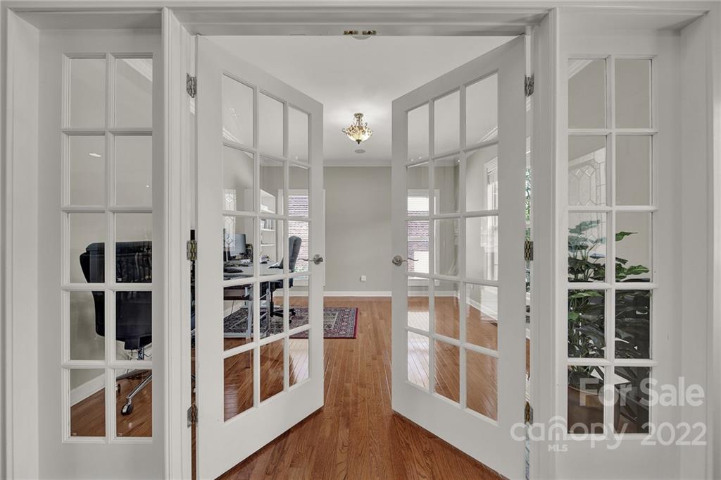 Property image 5 of 504 Five Leaf Lane in Hollister, Waxhaw, NC 28173