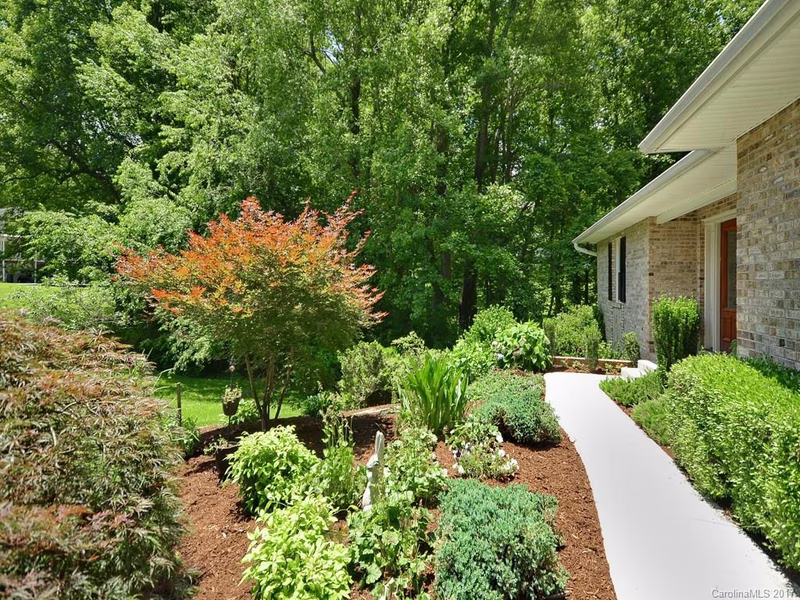 Property image 3 at 72 Beechwood Drive, Horse Shoe, NC 28742