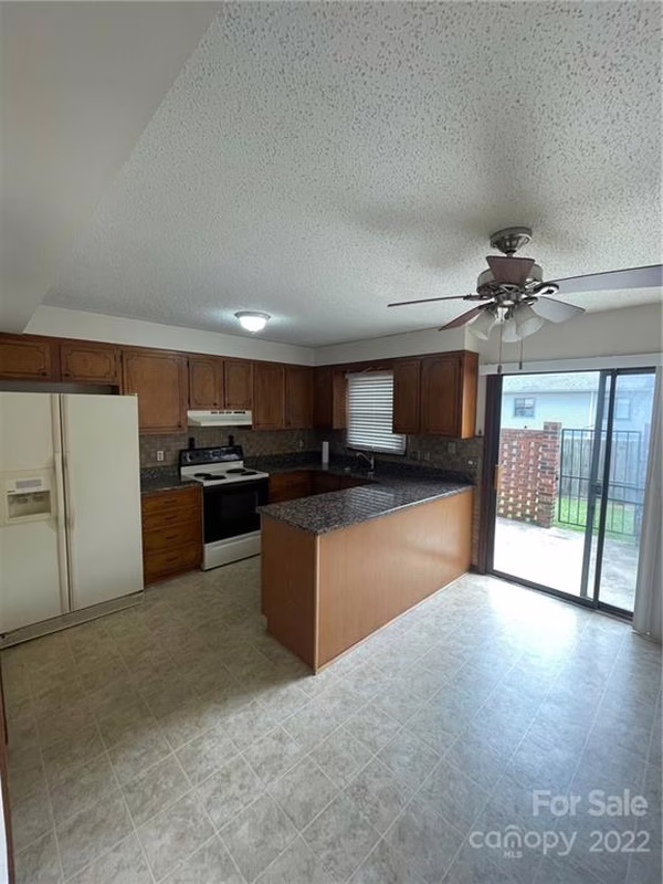 Property image 4 at 1330 5th Street, Hickory, NC 28601