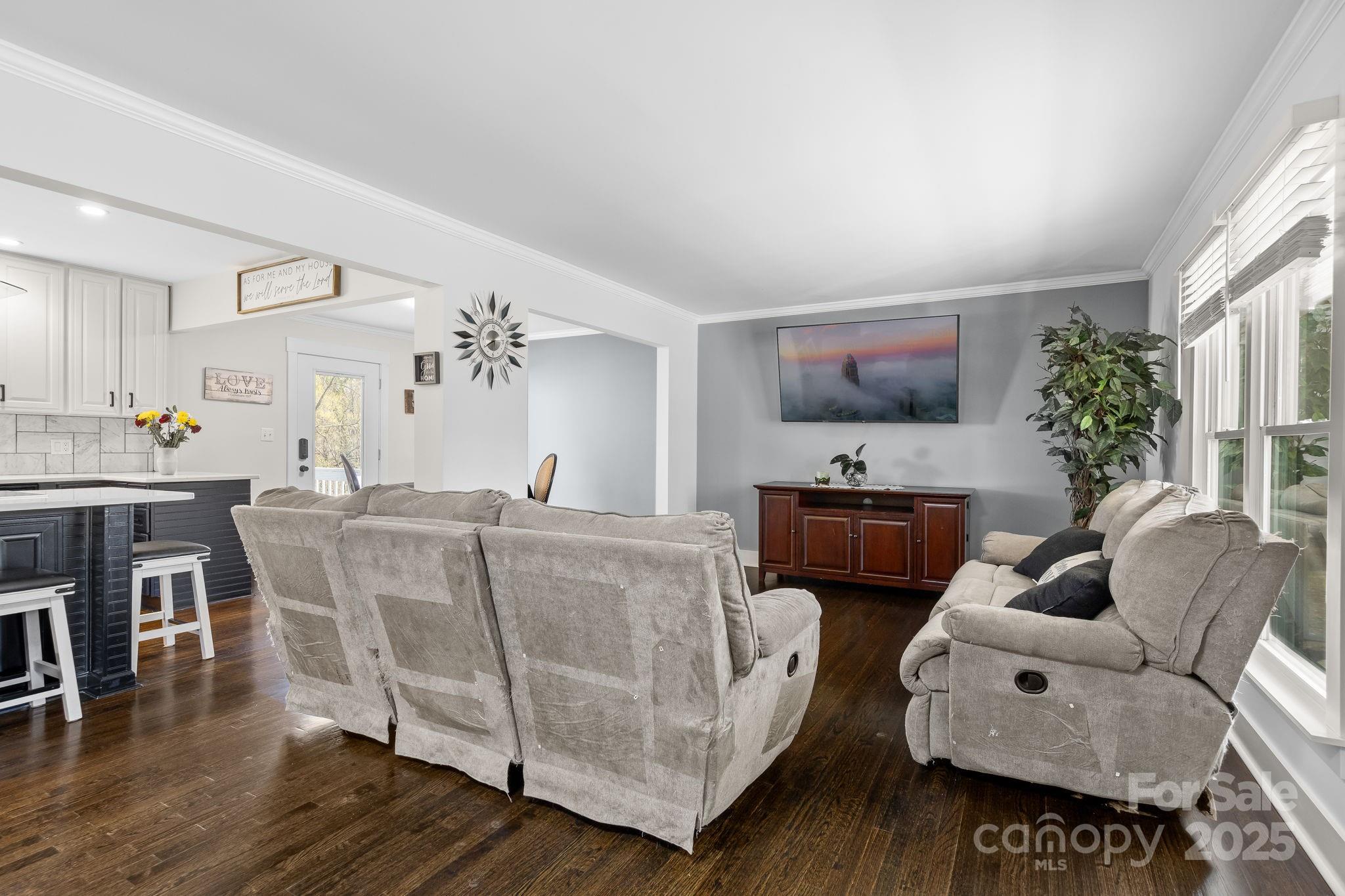 Property image 2 of 9718 Barkridge Road in Timber Creek, Mint Hill, NC 28227