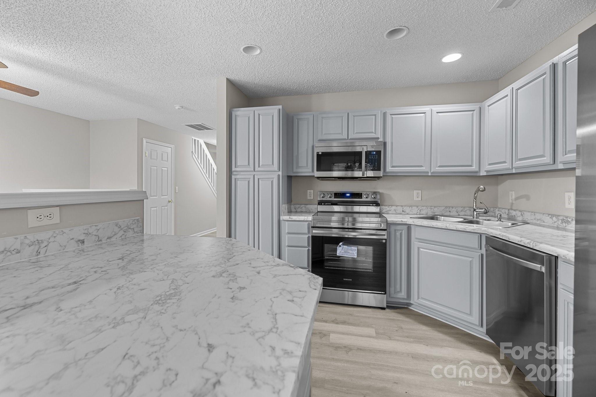 Property image 3 of 11949 Maria Ester Court in Tyler Woods, Charlotte, NC 28277
