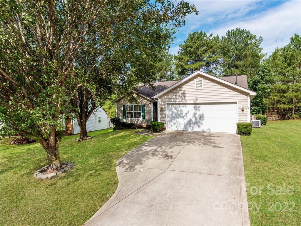 Property image 3 of 2556 Captains Watch Road in Harbour Towne, Kannapolis, NC 28083