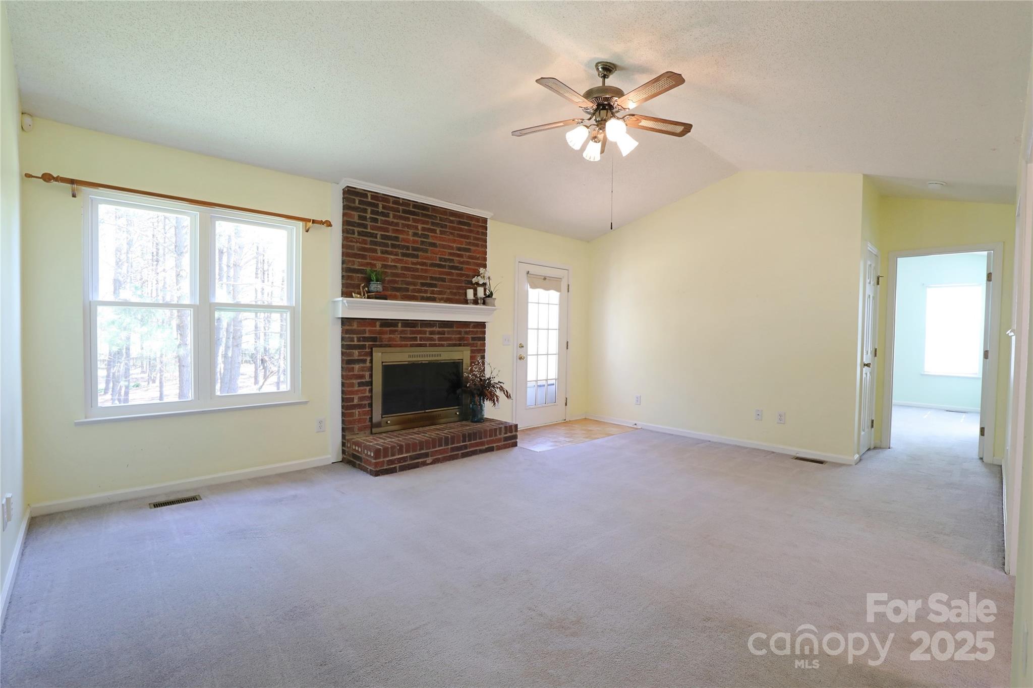 Property image 3 of 2820 Faircroft Way in Sandalwood, Monroe, NC 28110