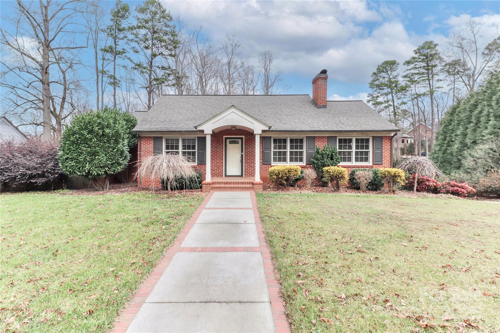 Property image 1 at 432 N Oakwood Drive, Statesville, NC 28677