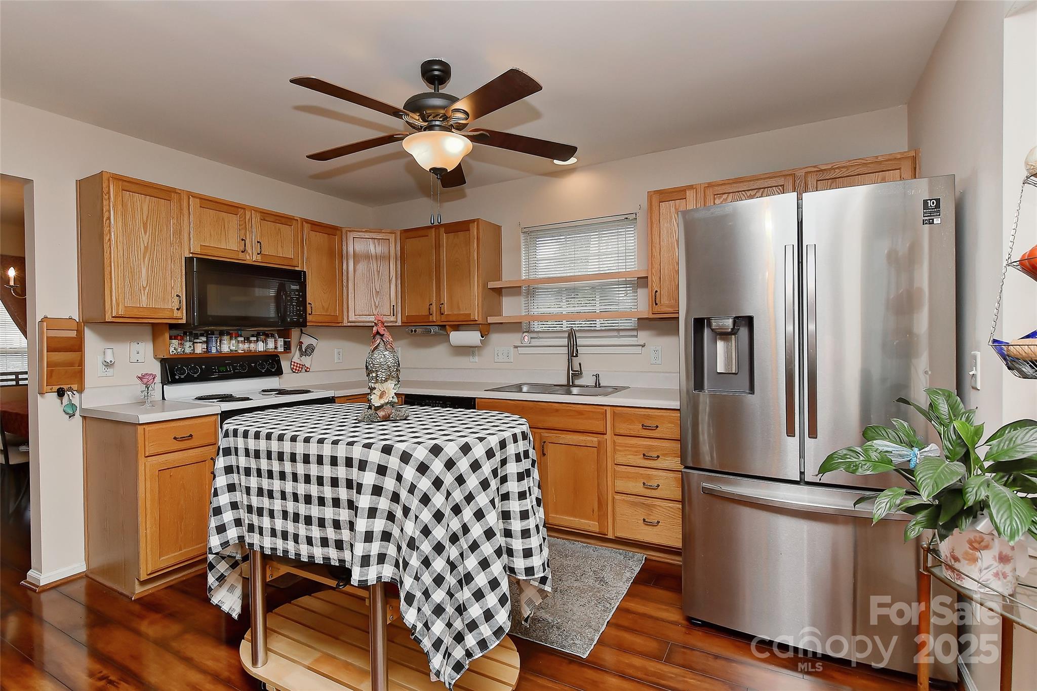 Property image 2 of 7007 Broad Leaf Court in Oak Grove, Indian Trail, NC 28079