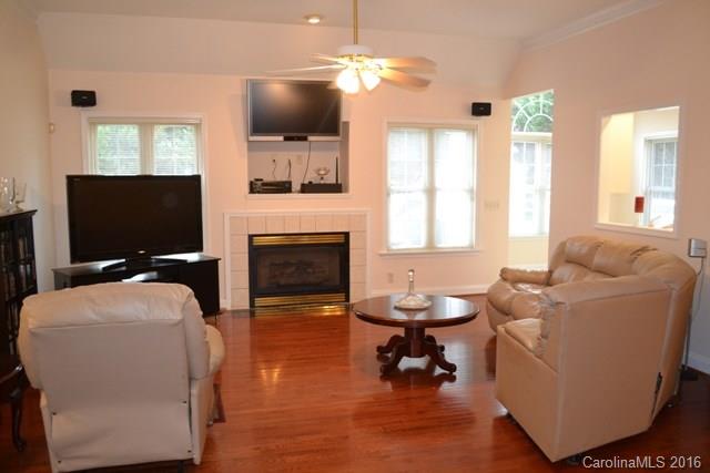 Property image 5 of 418 Tanner Commons Lane in Tanner Commons, Rock Hill, SC 29732