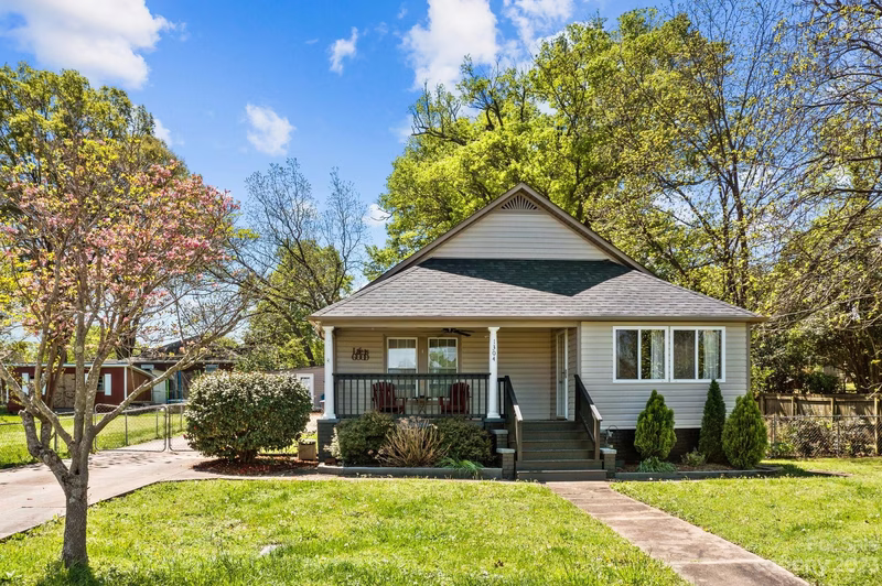 Property image 2 at 1304 Venus Street, Kannapolis, NC 28083