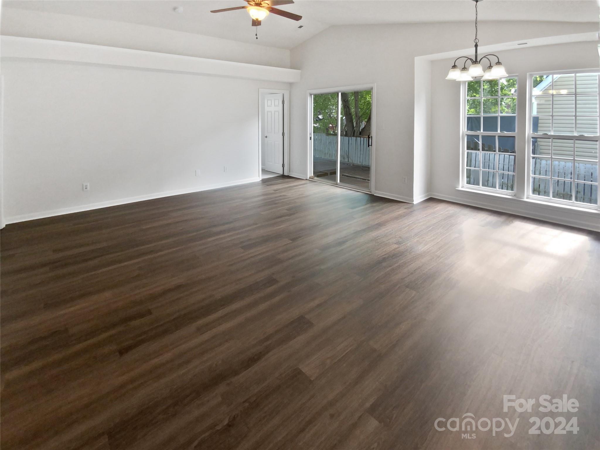 Property image 4 of 5416 Timbertop Lane in Turtle Rock, Charlotte, NC 28215