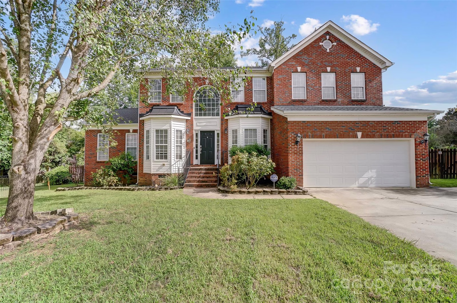 Property image 1 at 4152 Oakton Ridge Court, Matthews, NC 28105