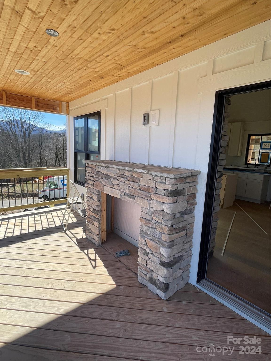 Property image 3 of 261 Mount Allen Heights in Tudor Croft, Black Mountain, NC 28711