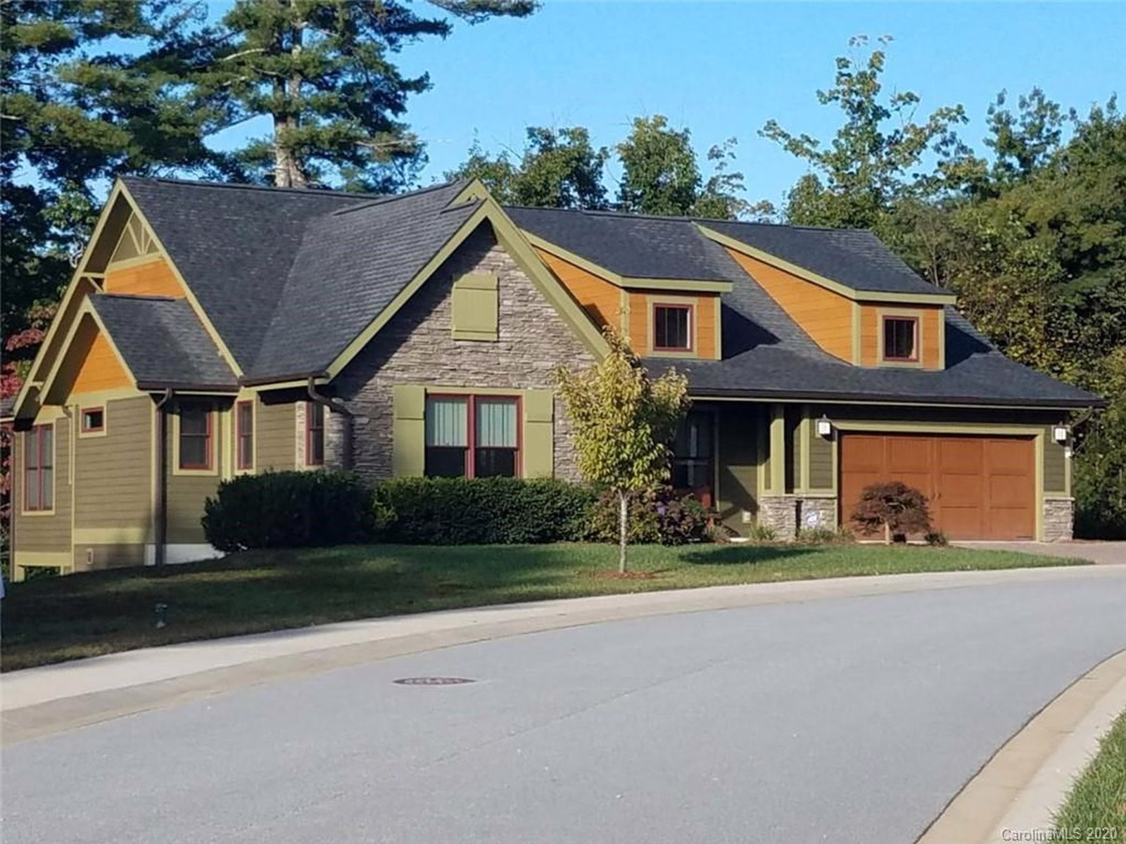 Property image 1 at 179 Hogans View Circle, Hendersonville, NC 28739
