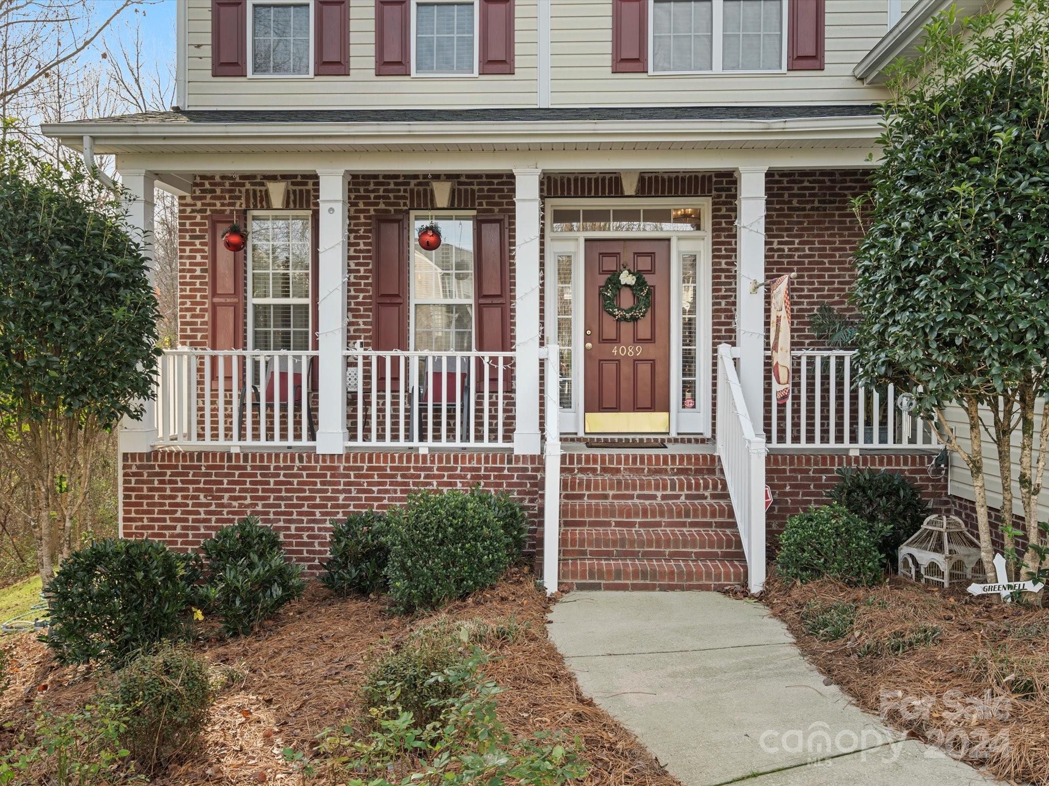 Property image 2 of 4089 Cascade Drive in Catawba Hills, Gastonia, NC 28056