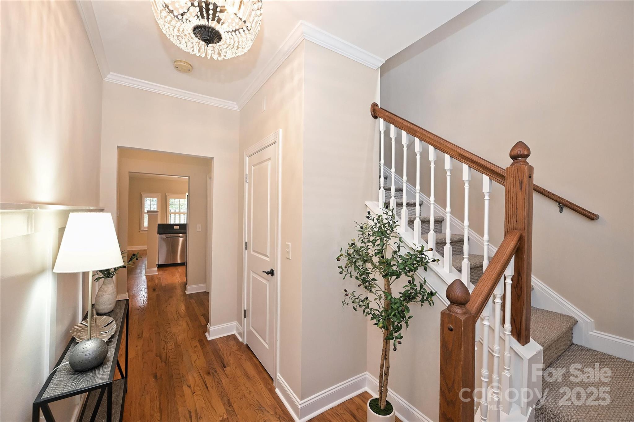 Property image 2 of 4617 Dabney Vigor Drive in Madison Park, Charlotte, NC 28209