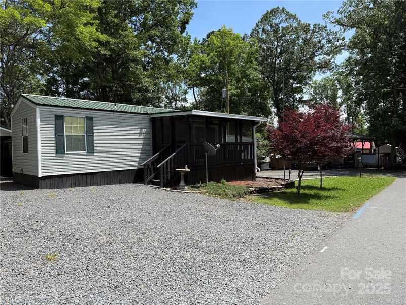 Property image 2 at 102 Papoose Court, Mount Gilead, NC 27306