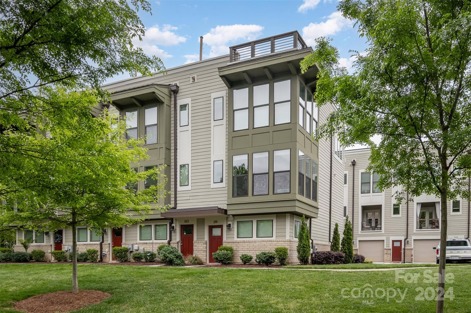 Property image 1 at 319 Uptown West Drive, Charlotte, NC 28208