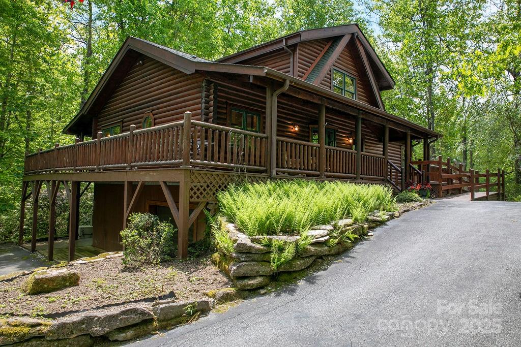 Property image 3 of 76 Isuhdavga Court in Connestee Falls, Brevard, NC 28712