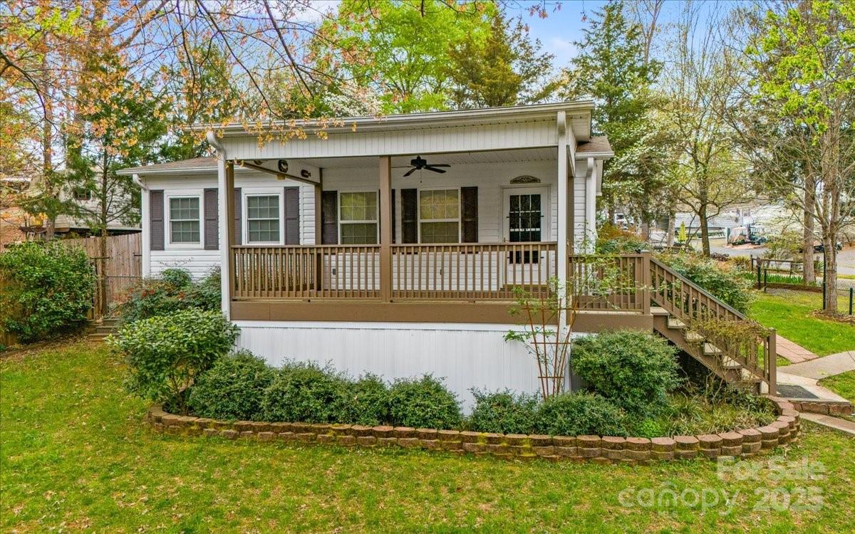 Property image 3 of 132 Larboard Trail in Twin Harbor, Mount Gilead, NC 27306