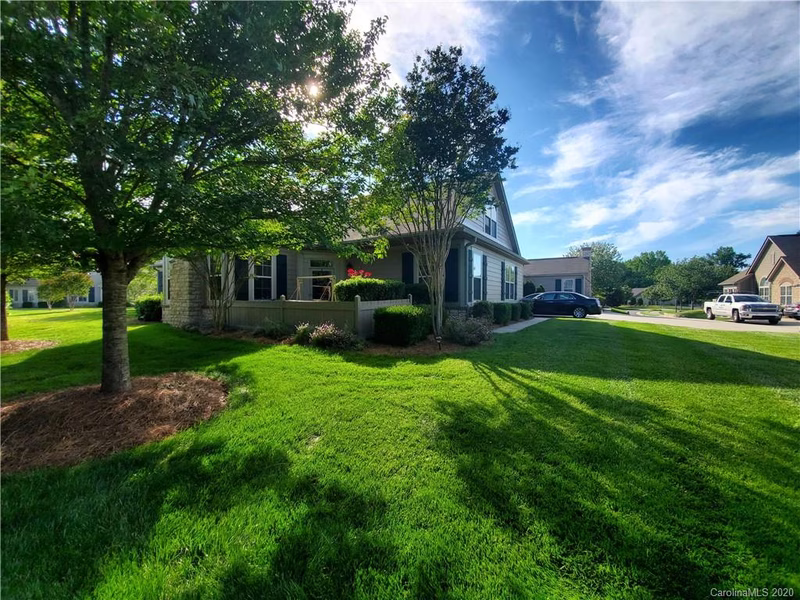 Property image 3 at 2352 Coltsview Lane, Matthews, NC 28105