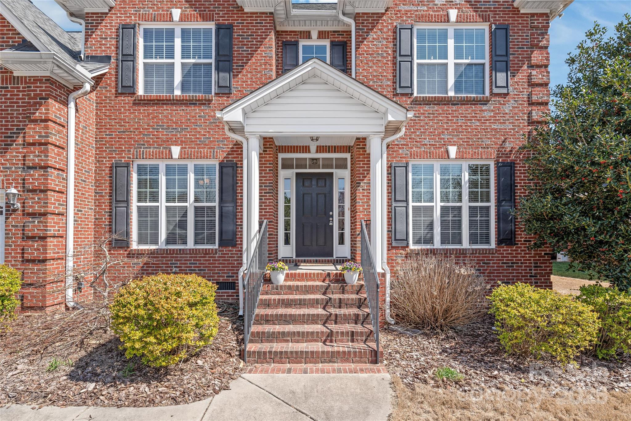 Property image 4 of 5608 Old Town Lane in Cramer Woods, Gastonia, NC 28056