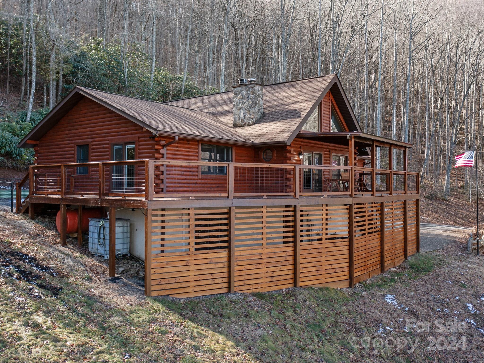 Property image 2 of 36 Poplar Ridge Lane in The Reserve, Burnsville, NC 28714