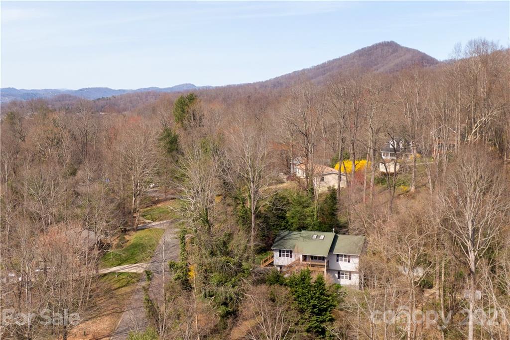 Property image 2 of 61 Mountain Site Lane in Sunset Ridge, Asheville, NC 28803