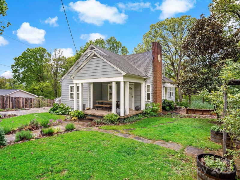 Property image 3 at 318 Stonewall Avenue, Swannanoa, NC 28778