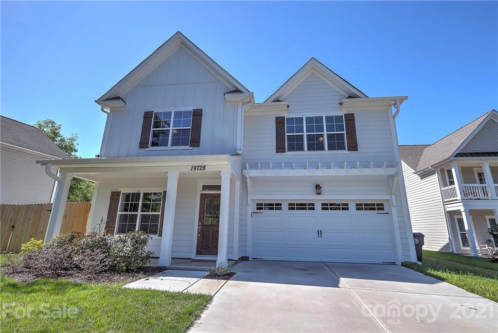 Property image 5 of 19728 Schooner Drive in Rockridge Shores, Cornelius, NC 28031