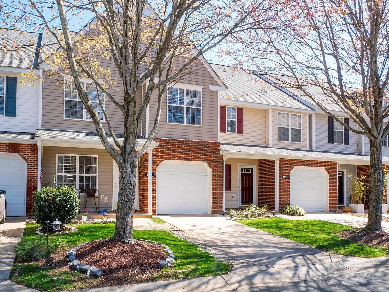 Property image 2 of 11907 Maria Ester Court in Tyler Woods, Charlotte, NC 28277