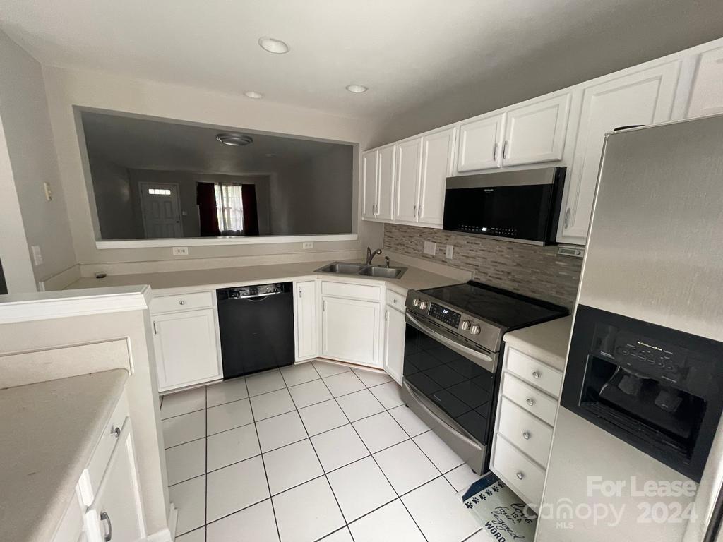 Property image 3 of 11907 Maria Ester Court in Tyler Woods, Charlotte, NC 28277