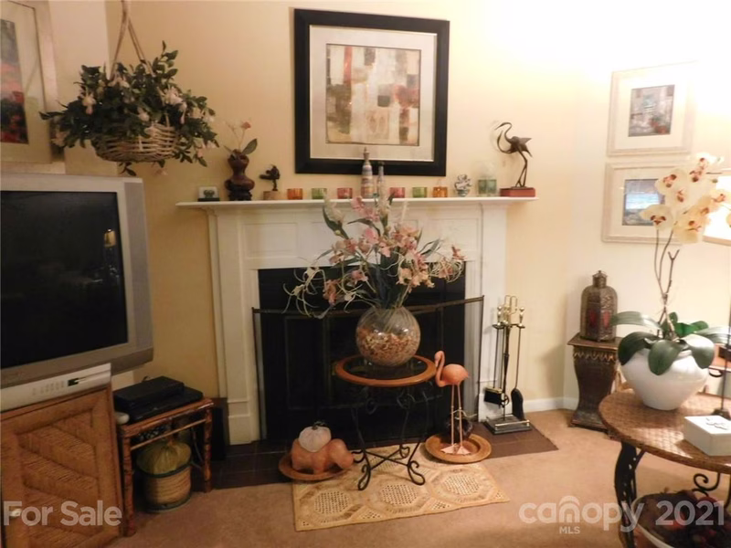 Property image 3 at 1855 Woodridge Circle, Hickory, NC 28602