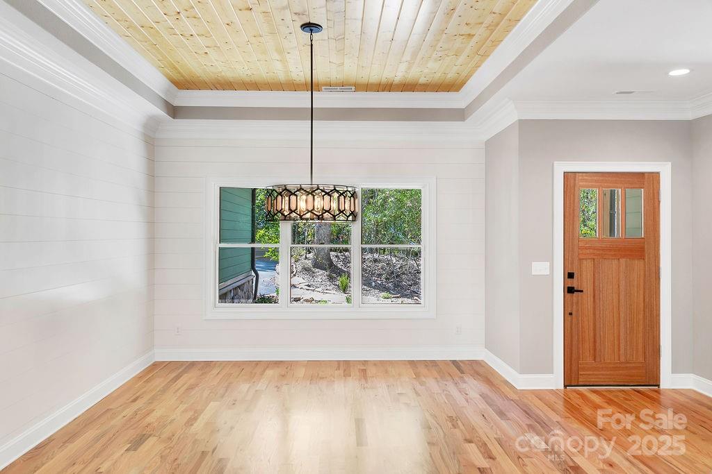 Property image 5 of 86 Isuhdavga Court in Connestee Falls, Brevard, NC 28712