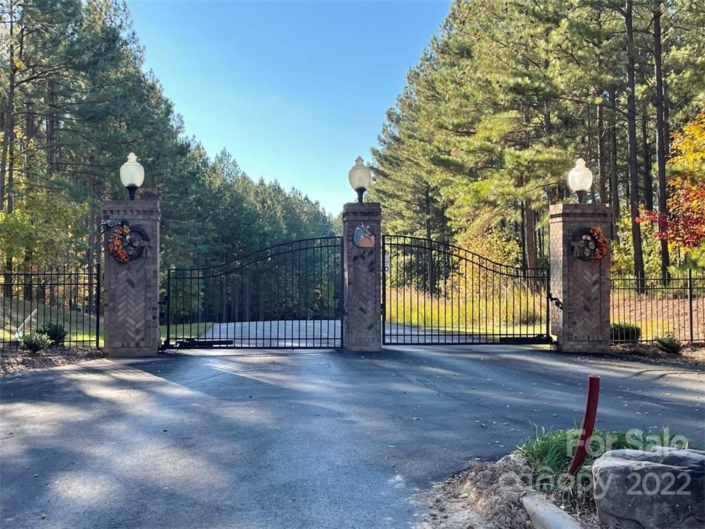 Property image 3 of 152 Timber Lake Court in Swift Island Plantation, Mount Gilead, NC 27306