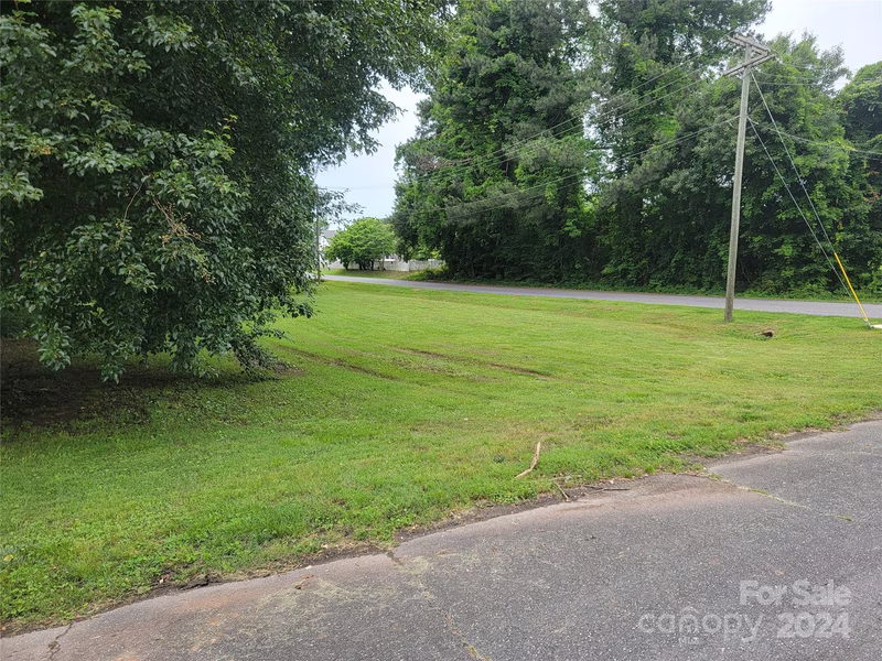 Property image 4 at 2401 Malotte Lane, Gastonia, NC 28054