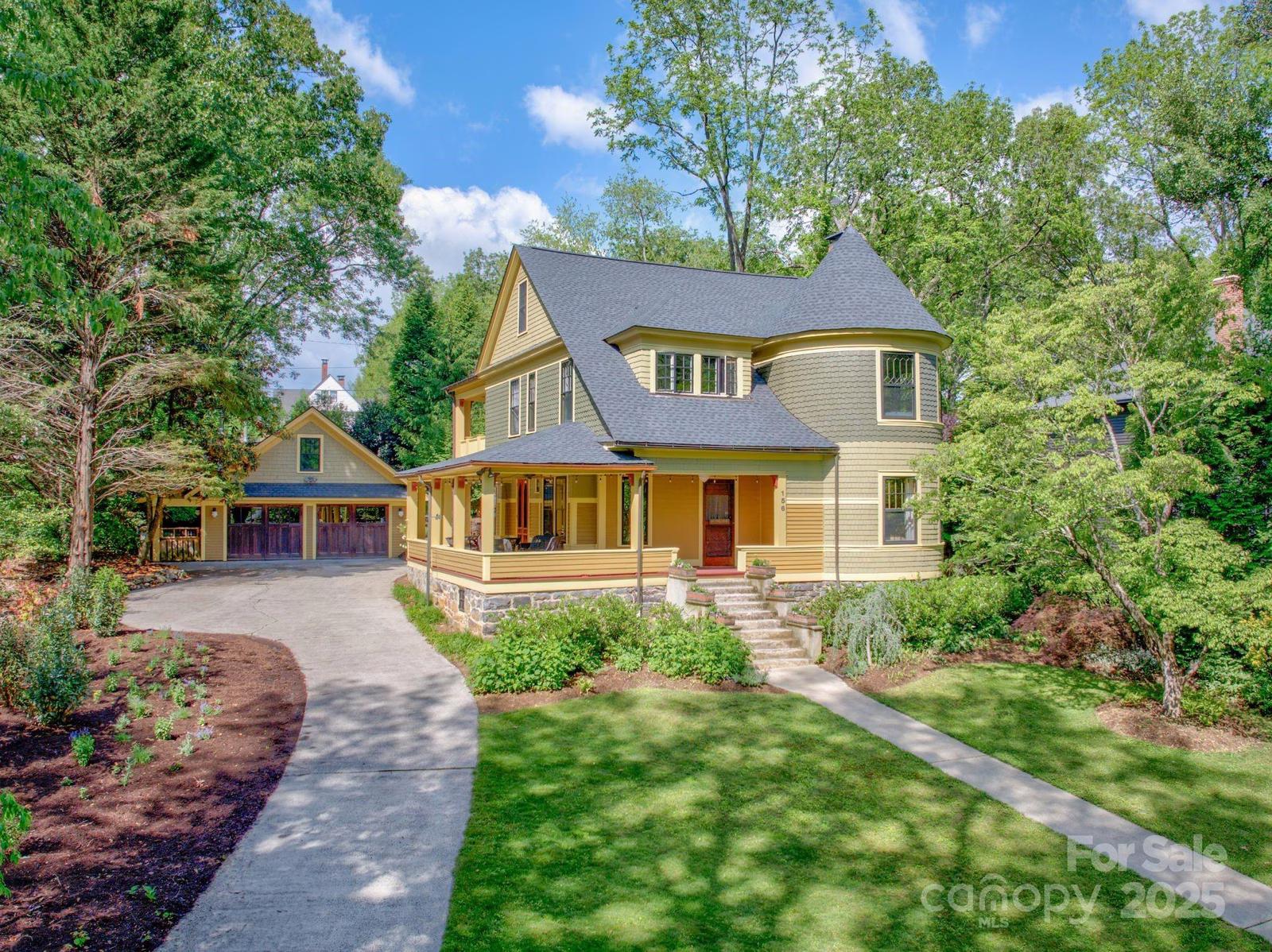 Property image 1 at 156 Cumberland Avenue, Asheville, NC 28801