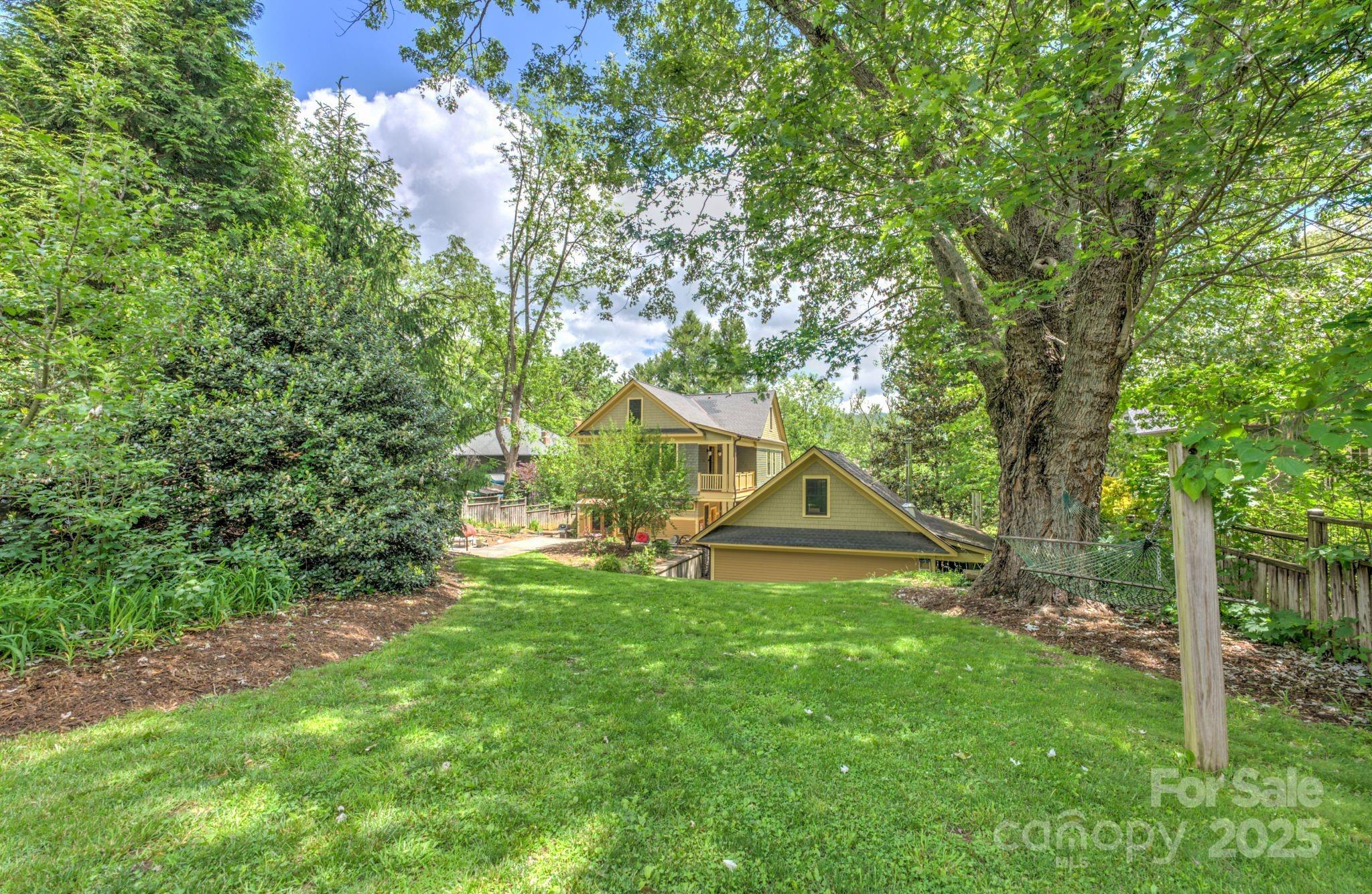 Property image 3 of 156 Cumberland Avenue in Montford, Asheville, NC 28801