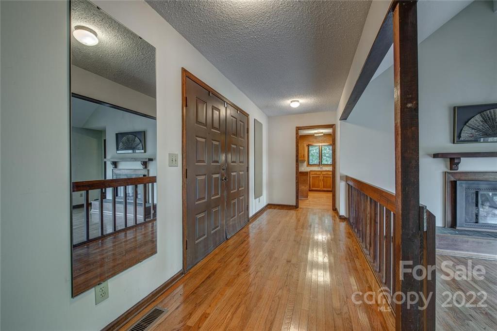 Property image 4 of 2808 Hovis Court in Southampton, Gastonia, NC 28056