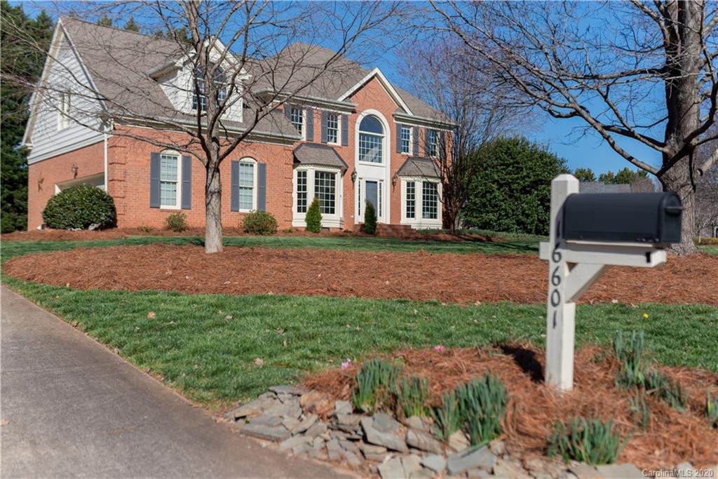 Property image 4 of 16601 Ranger Trail in Green Farm, Huntersville, NC 28078