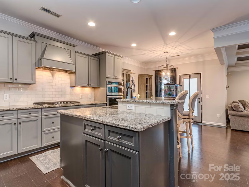 Property image 5 at 1708 Royal Gorge Avenue, Charlotte, NC 28210