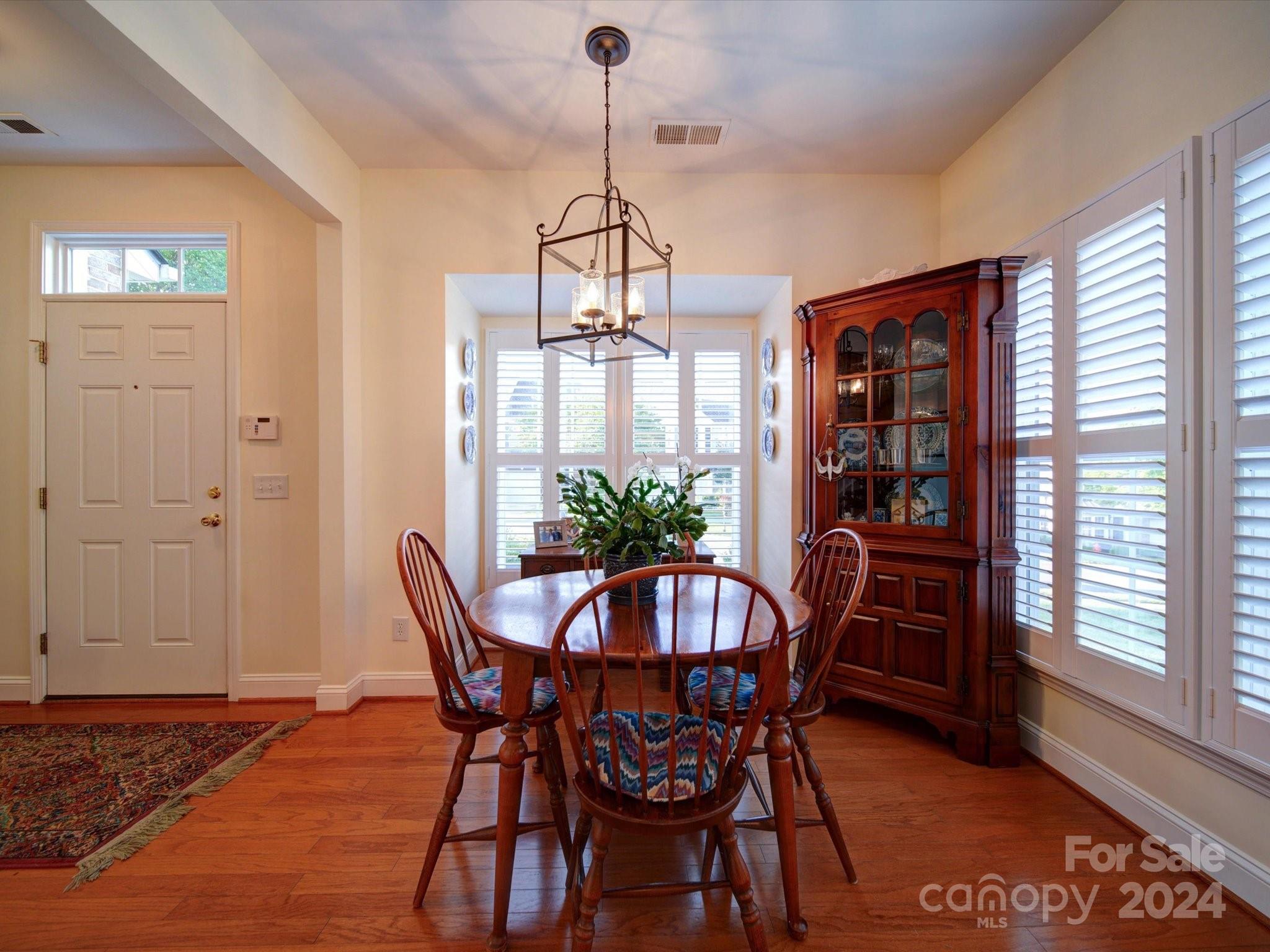 Property image 5 of 1831 Lookout Lane in Robinwood Village, Gastonia, NC 28054