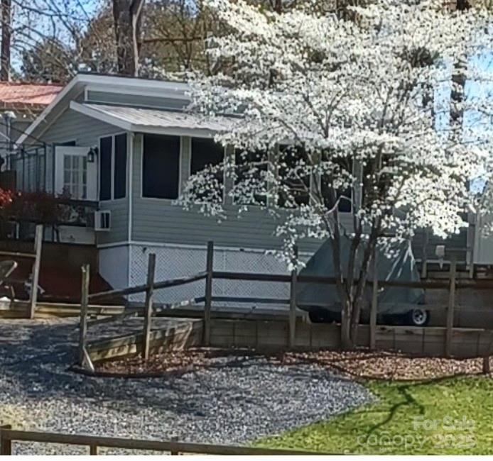 Property image 2 of 128 Twin Bluff Trail in Twin Harbor, Mount Gilead, NC 27306