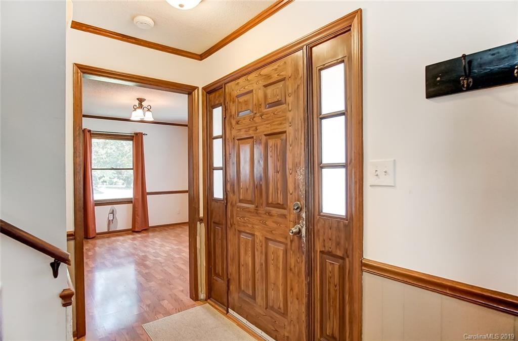 Property image 4 of 2518 Cherokee Court in Castlewood, Gastonia, NC 28056